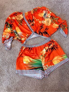 Tropical Floral Two-Piece Shorts Set, Small